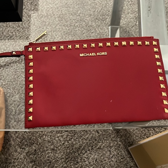 Michael Kors purses in great condition! - Picture 6 of 10
